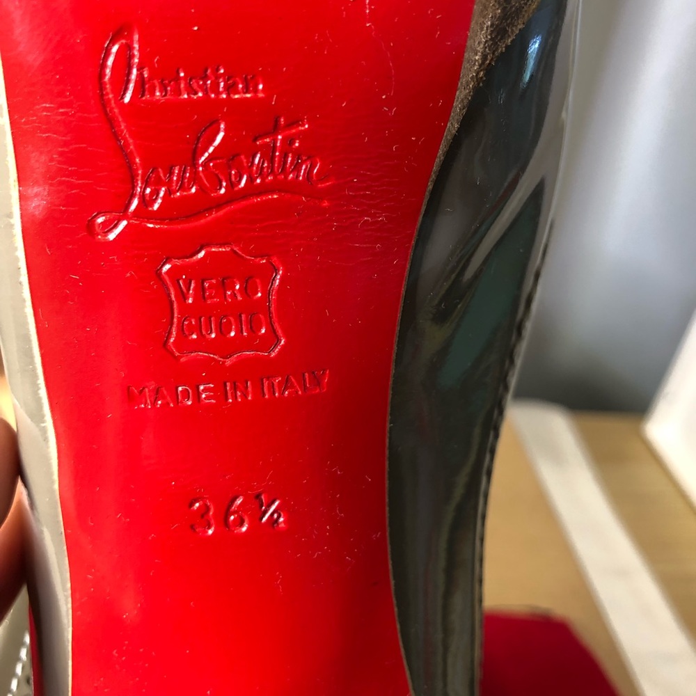 AUTHENTIC Christian Louboutin Platform - Picture 6 of 6